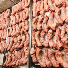 Load image into Gallery viewer, RAW Chicken Necks Freeze Dried
