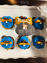 Load image into Gallery viewer, Grain-Free Pumpkin, PB & Carrot Pupcakes