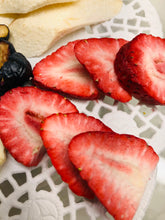 Load image into Gallery viewer, Mixed Fruit Freeze Dried