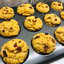 Load image into Gallery viewer, Chicken & Bacon Pupcakes