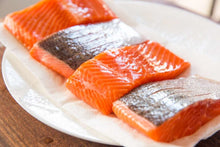 Load image into Gallery viewer, Salmon & Sweet Potato Baked